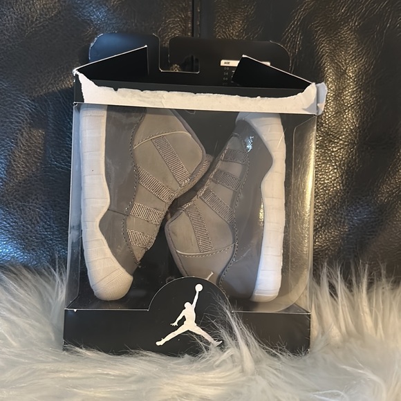 Air Jordan 11 Retro CB Cool Grey - Picture 4 of 4
